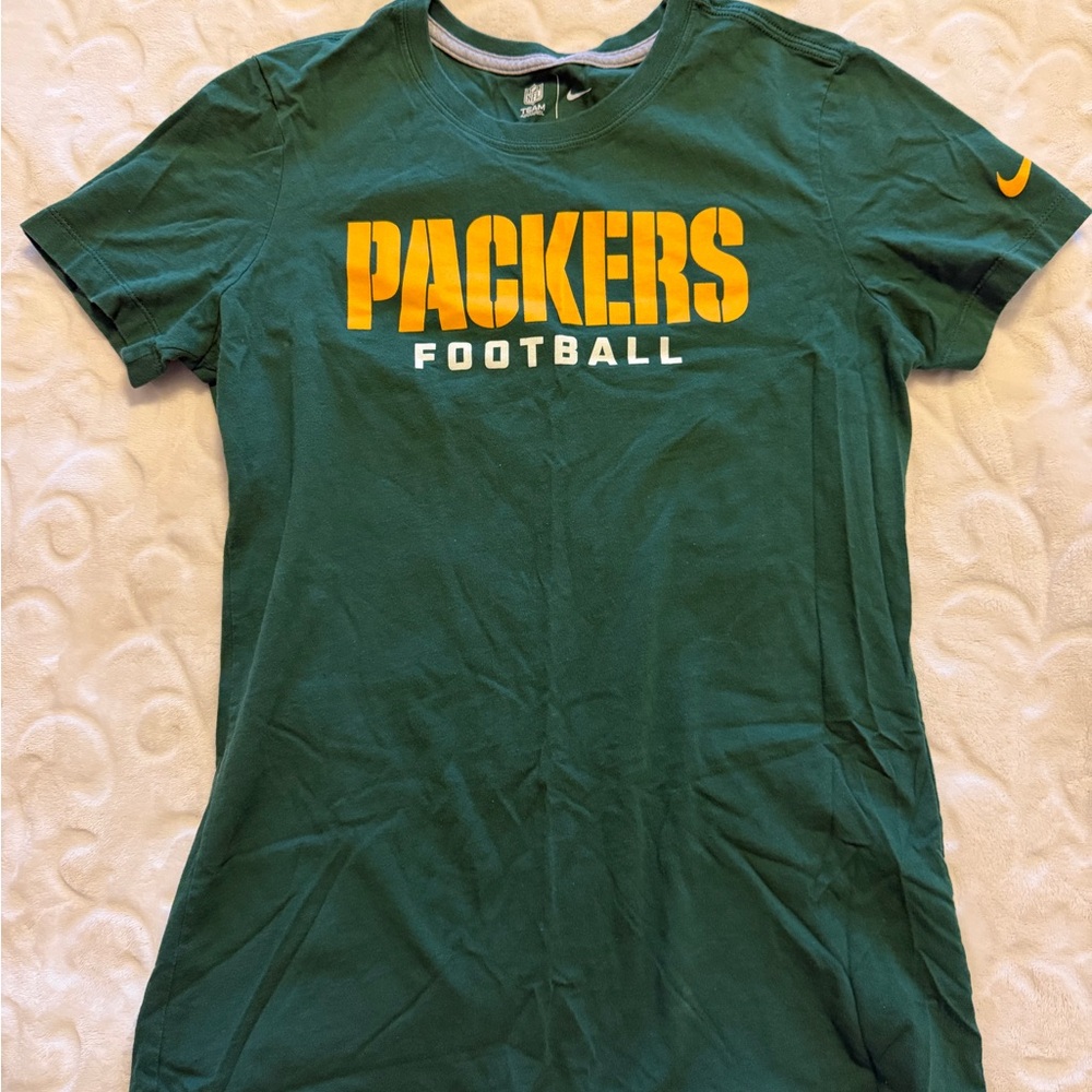 NFL Green Team Apparel Women’s Fitted T-Shirt